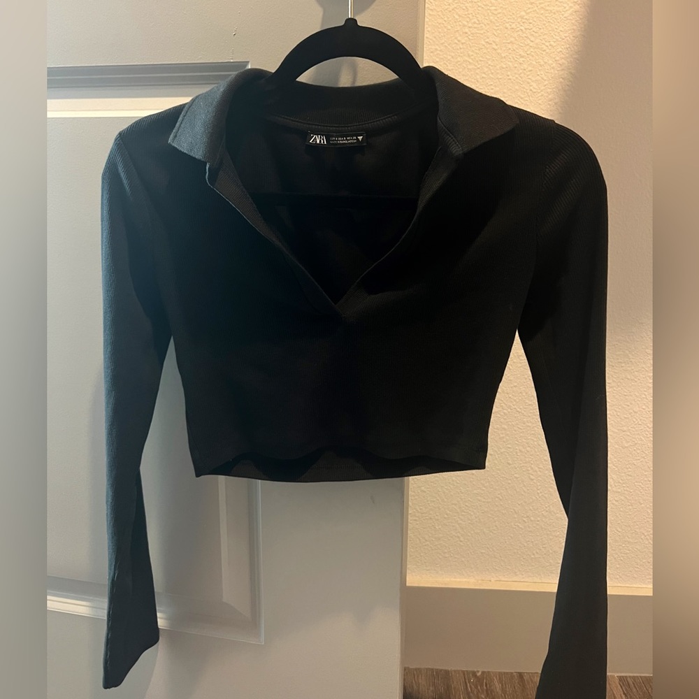 ZARA COLLARED LONG SLEEVE CROP TOP